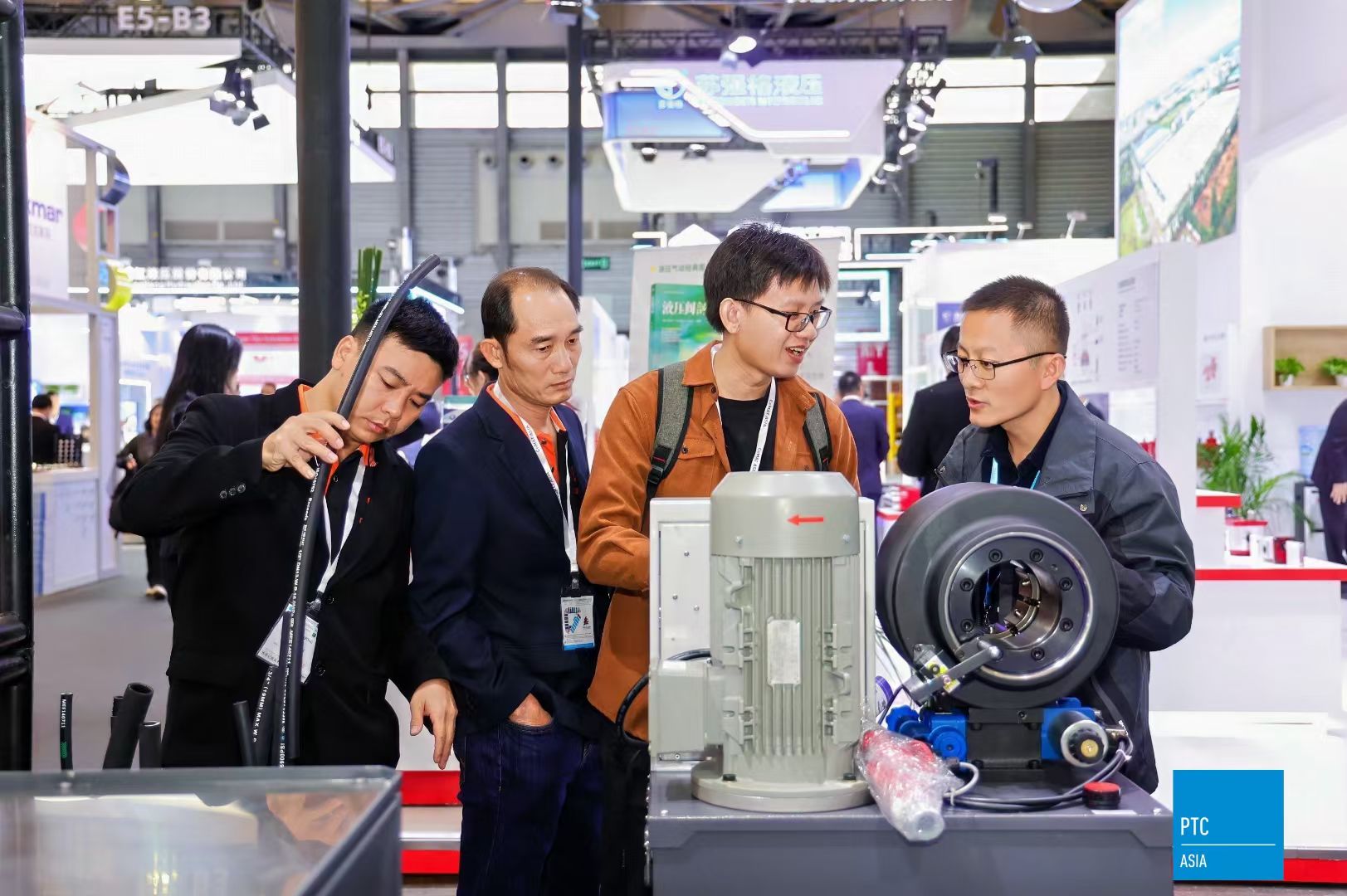 里面5.jpg 里面5.jpg